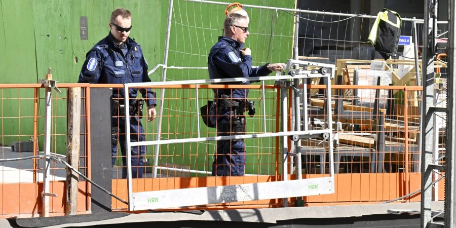 Die Polizei ermittelt nach dem Einsturz einer Fussgängerbrücke in Espoo.