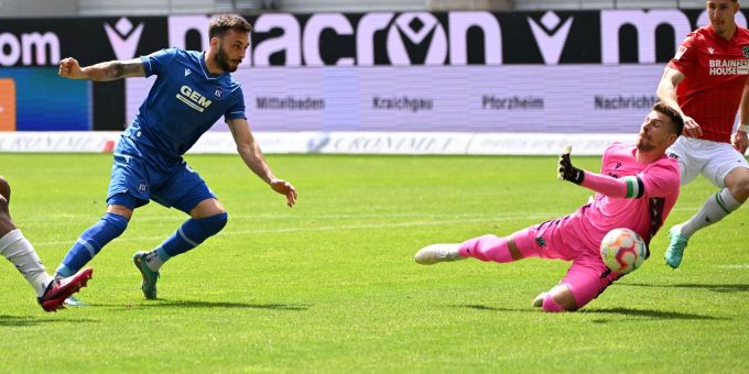 2. Bundesliga - Dank früher Tore: KSC hat Klassenerhalt auf sicher