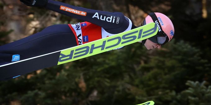 Das Skifliegen in Planica mit Karl Geiger und fünf weiteren deutschen Springern wurde wetterbedingt abgesagt. Das Skifliegen in Planica mit Karl Geiger und fünf weiteren deutschen Springern wurde wetterbedingt abgesagt.