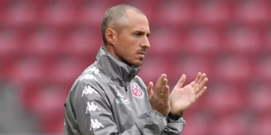 Steht mit Mainz gegen Schalke unter Druck: 05-Coach Jan-Moritz Lichte. Foto: Torsten Silz/dpa