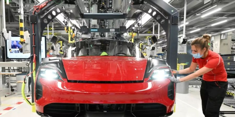 Produktionsstrasse bei Porsche