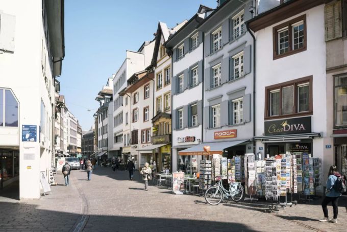 Die Stadt Basel verzeichnet zurzeit ein starkes Weihnachtsgeschäft. Basel Stadt