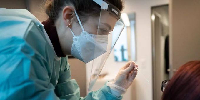 Apotheker berichten - Run auf neue Corona-Gratistests bleibt aus
