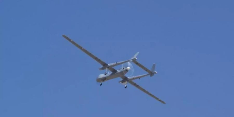 Eine für die Bundeswehr entwickelte Drohne vom Typ Heron TP. Foto: Israeli Ministry of Defense/dpa