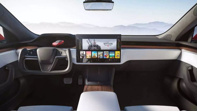 Das Tesla Model S Plaid verzichtet auf ein echtes Lenkrad Tesla Model S Plaid
