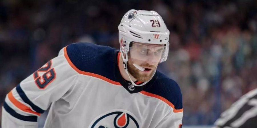 Edmonton-Star Leon Draisaitl wurde in der vergangenen Saison zum besten Spieler der Liga gewählt. Foto: Brian Mcwalters/CSM via ZUMA Wire/dpa