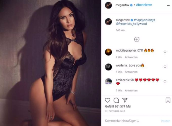 Megan hat kein Problem verführerisch zu posieren. megan