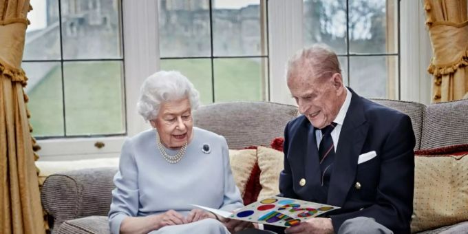 Queen Elizabeth II. und ihr Mann Philip bekommen dieses Jahr keine Gesellschaft von ihrer Familie. queen