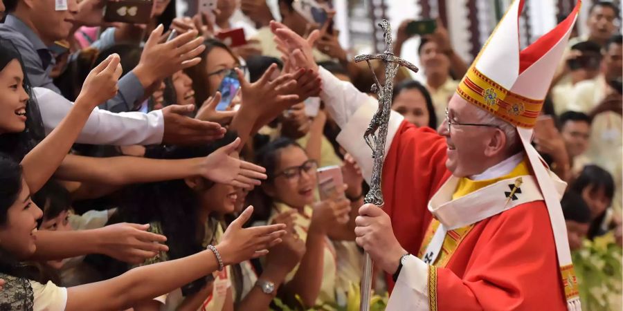 Papst Franziskus bei seinem Besuch in Myanmar, kurz vor seinem Abflug nach Bangladesch.