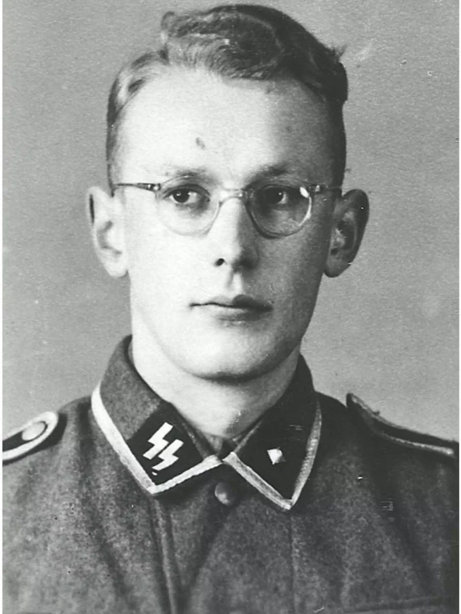 SS-Unterscharführer Oskar Gröning war zwischen 1942 und 1944 im Konzentrations- und Vernichtungslager Auschwitz tätig.