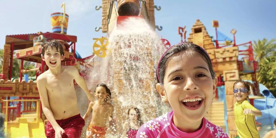 Die Vereinigten Arabischen Emiraten locken Familien mit gigantischen Wasserparks, Bild: zvg