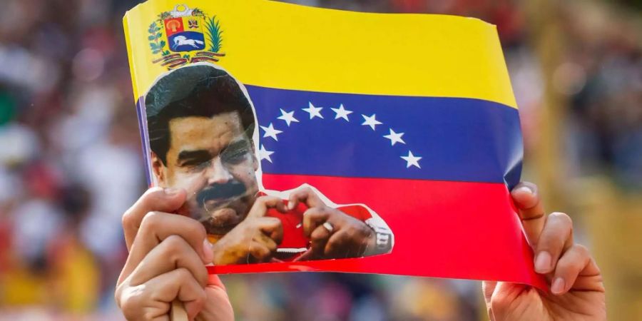 Die Opposition wirft Präsident Maduro vor, Venezuela in eine Diktatur zu verwandeln.