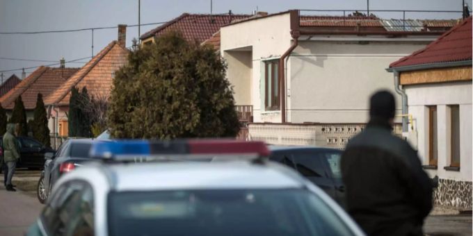 Die beiden Opfer wurden in ihrer Wohnung in der Slowakei ermordet. Die beiden Opfer wurden in ihrer Wohnung in der Slowakei ermordet.