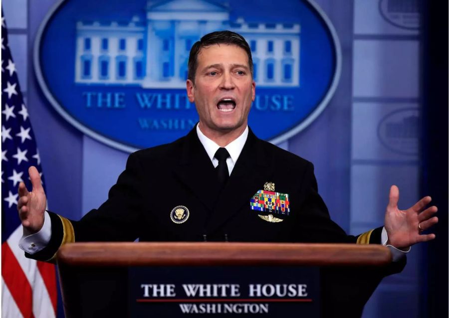 Trumps Leibarzt Ronny Jackson soll Shulkins Nachfolger werden.