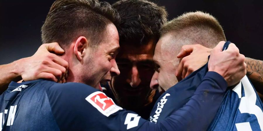 Hoffenheim gewinnt in Stuttgart.