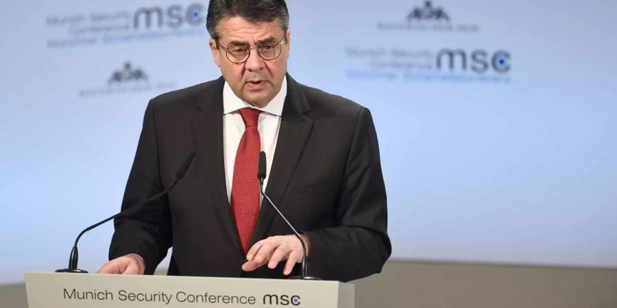 Bundesaussenminister Sigmar Gabriel spricht auf der 54. Münchner Sicherheitskonferenz