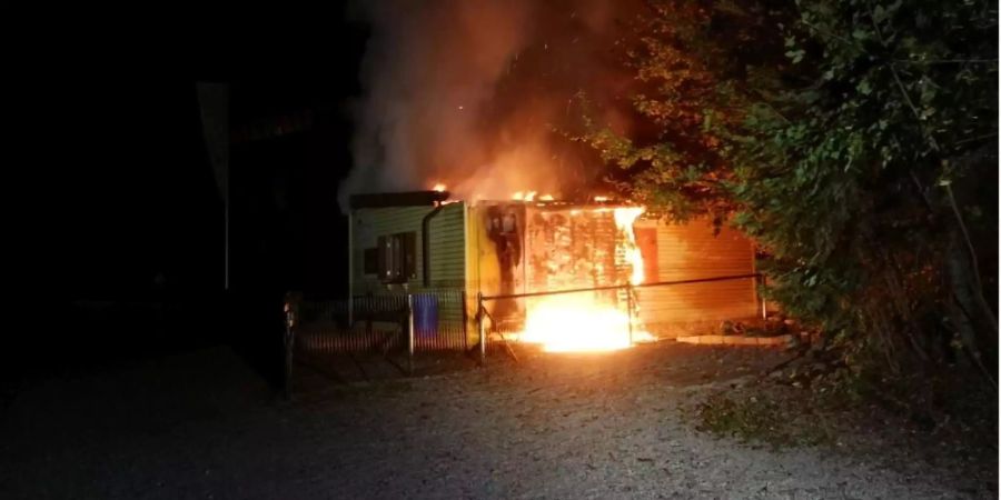 Das Feuer in Neuenhof AG zerstörte die Hundeschule komplett.