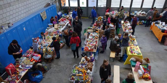 Dritter Spielzeugflohmarkt von Kindern für Kinder Dritter Spielzeugflohmarkt von Kindern für Kinder