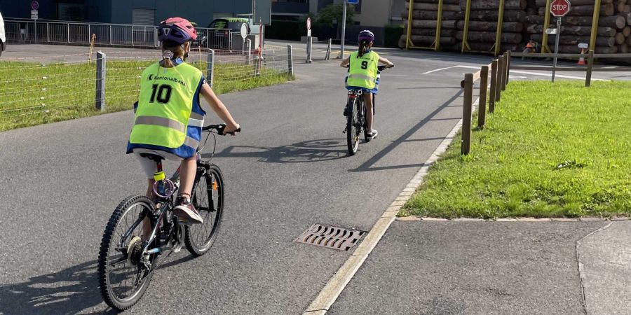 Kanton Schwyz: Hervorragende Ergebnisse an den Radfahrerprüfungen 2022
