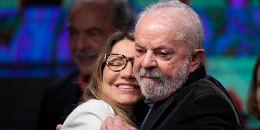 Lula mit Ehefrau