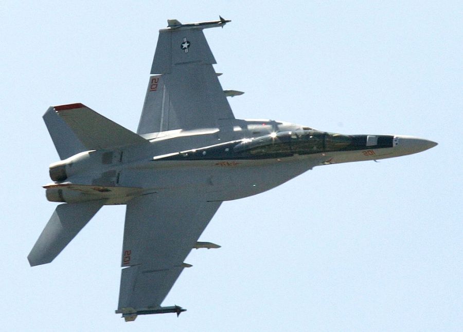 Ein Panavia Tornado der US-Luftwaffe ist auf der 46. Internationalen Pariser Luftfahrtausstellung auf dem Flughafen Le Bourget nördlich von Paris zu sehen. (Symbolbild)