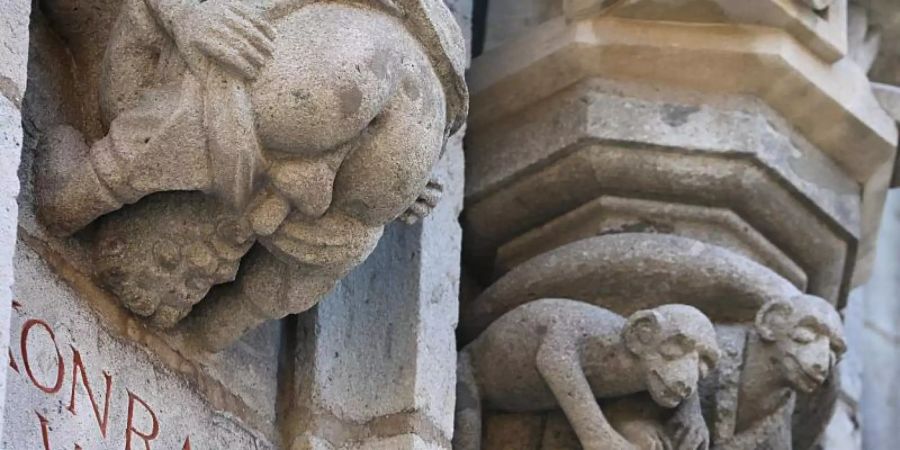 Entblösste Geschlechtsteile sind in der mittelaterlichen Kunst keine Seltenheit. Foto: Oliver Berg