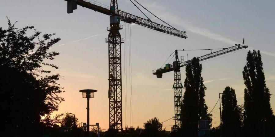Insgesamt ist laut GTAI Deutschland ein beliebter Investitionsstandort für ausländische Unternehmen. Symbolbild: Jens Kalaene/Archiv Foto: Jens Kalaene