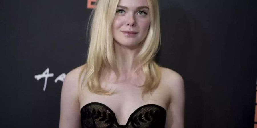 Elle Fanning hat im Mai an der Côte d'Azur zu tun. Foto: Richard Shotwell/Invision/AP