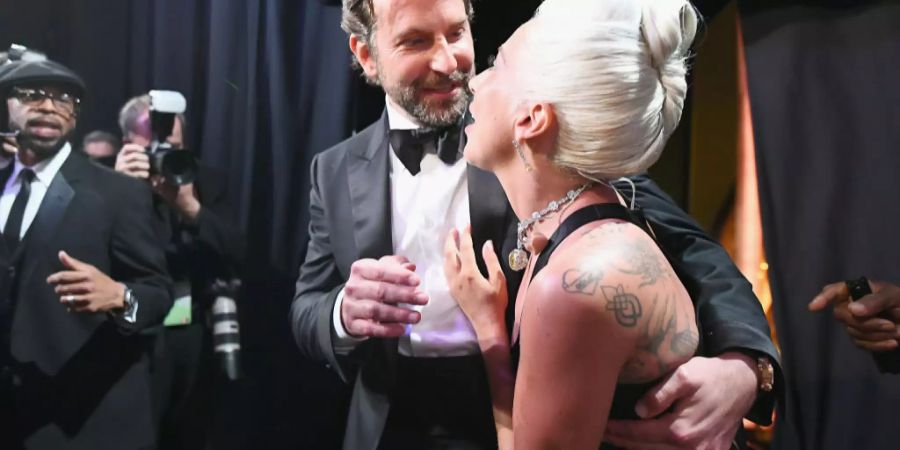 lady gaga bradley cooper