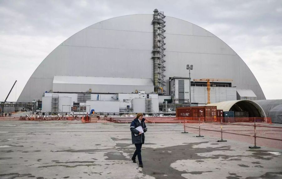 Die Russen-Soldaten gruben in der Nähe des explodierten Reaktors Schützengräben. Im Bild: Der Reaktor von Tschernobyl. (Archiv)