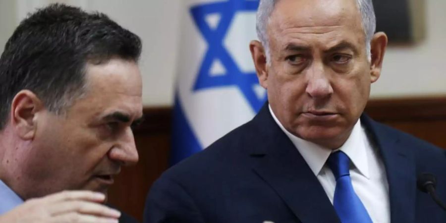 Benjamin Netanjahu (r) und Israel Katz. Foto: Ronen Zvulun/Pool Reuters/AP