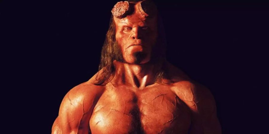 David Harbour als Halbdämon Hellboy. Foto: Universum Film