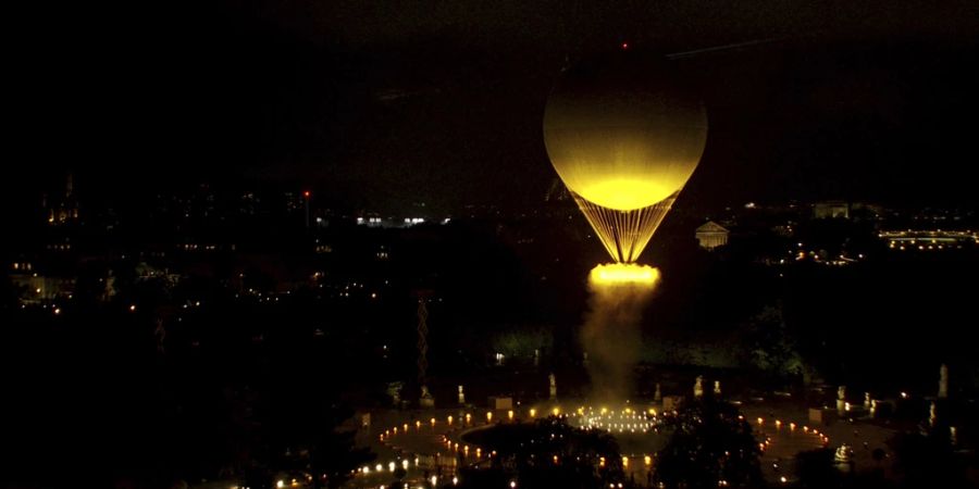 Olympischer Feuer Ballon Paris