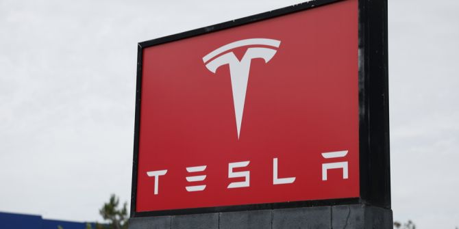 tesla cybertruck