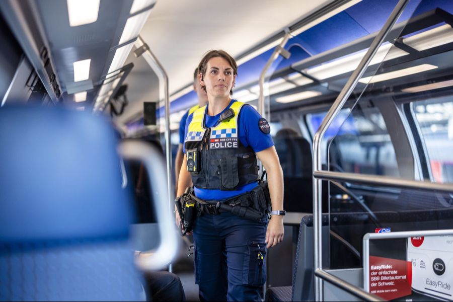 Laut der SBB tragen Bodycams zur Deeskalation von Konflikten im ÖV bei. (Archivbild)