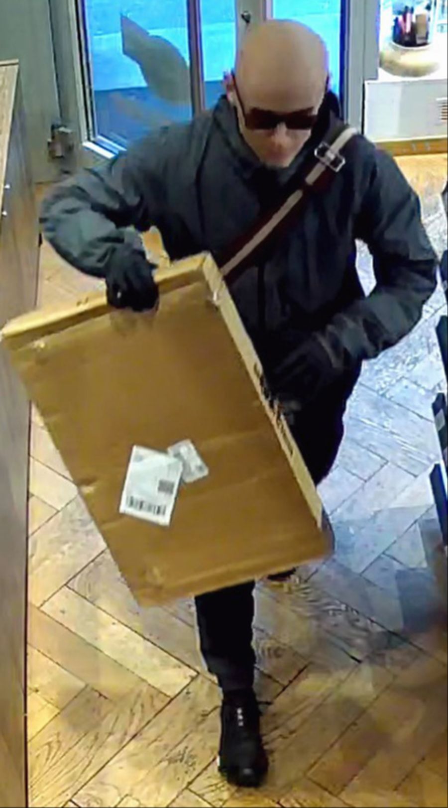 Der Täter konnte flüchten.