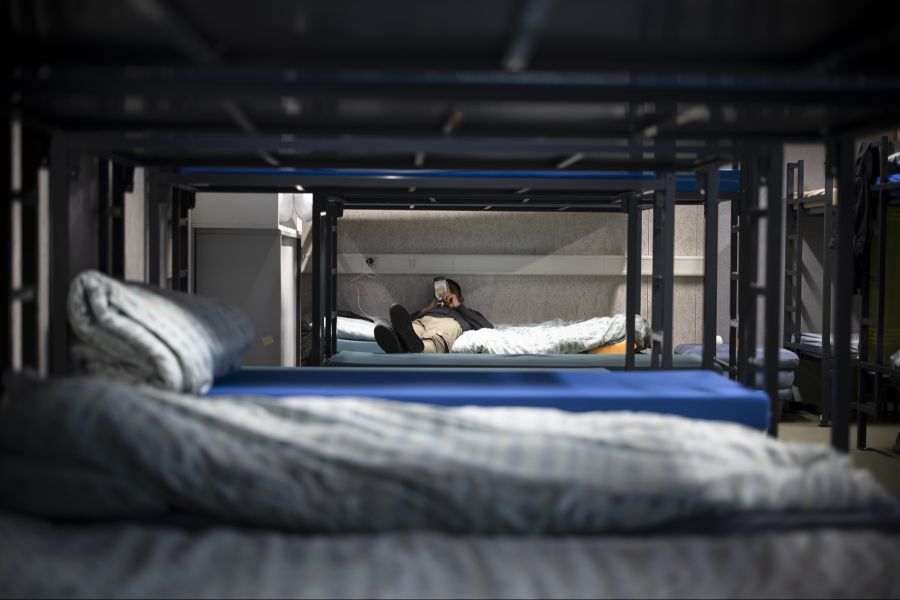 An Wochenenden verzeichnen Bundesasylzentren viele Eintritte von Menschen, die am Montag wieder abtauchen.