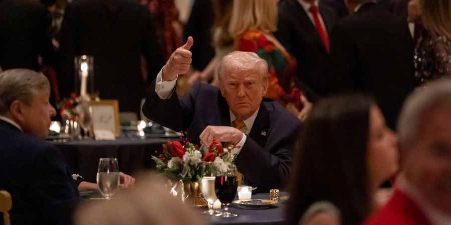 Trump Weihnachtsgruss beschimpft Gegner