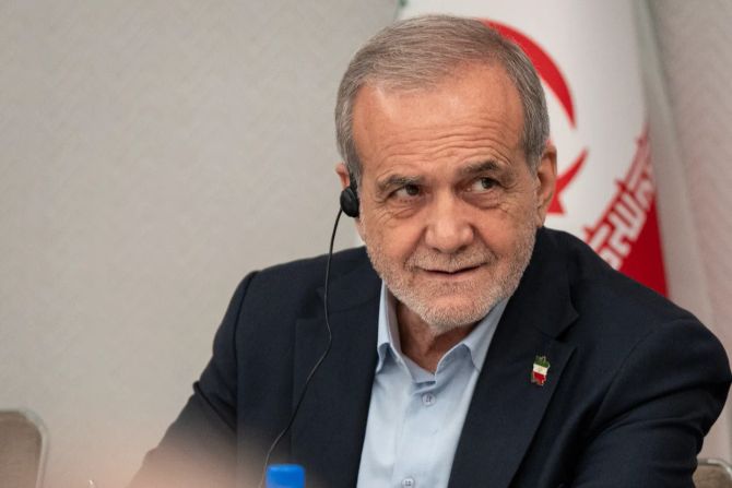 Irans Präsident Massud Peseschkian