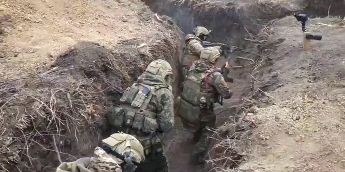 In der Region Donezk kämpfen Russen und Ukraine um die Kontrolle. Dadurch kommt es auf beiden Seiten zu zivilen Opfern. Ukraine