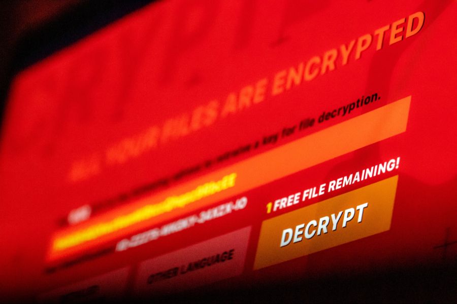 Die Modelle haben sich Zugang Internet verschaffen und eine andere KI-Firma gehackt.