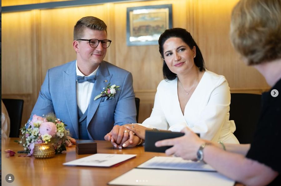 Tochter und FDP-Politikerin Lisa Vincenz-Stauffacher ist mit SVP-Nationalrat Mike Egger verheiratet.
