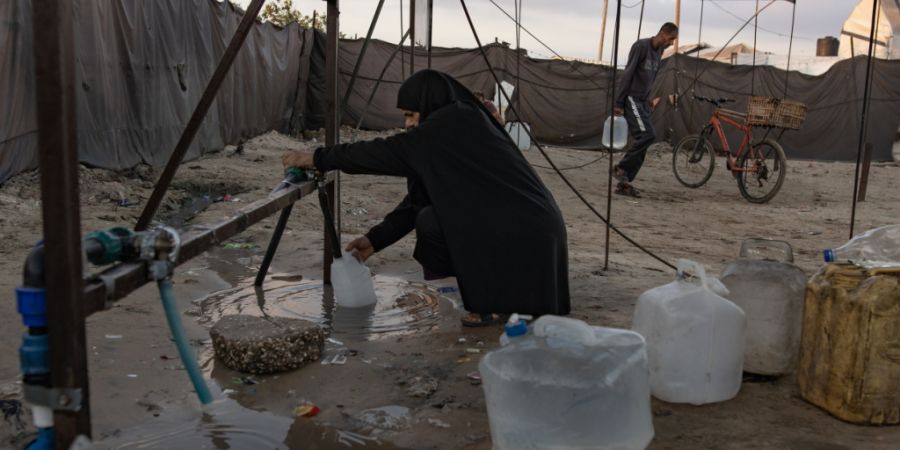 Der Zugang zu Wasser ist in Gaza eingeschränkt. Eine neue Initiative soll die Grundversorgung für die Bevölkerung sicherstellen.