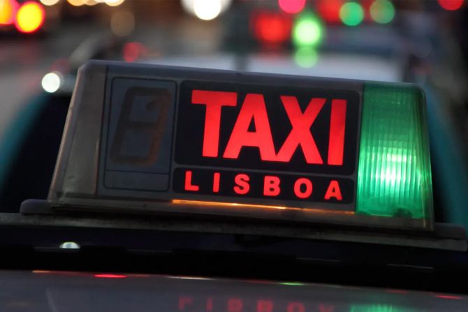Taxi
