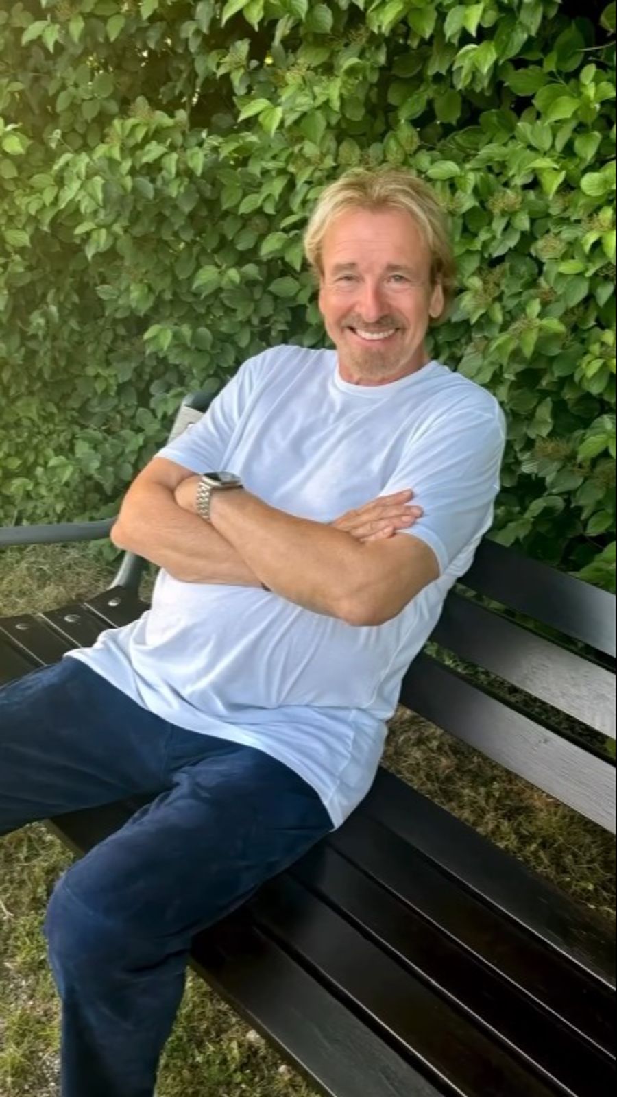 Thomas Gottschalk zeigt sich nach den schwierigen Monaten wieder entspannt. Der Moderator meldet sich mit einem persönlichen Gesundheitsupdate zurück.