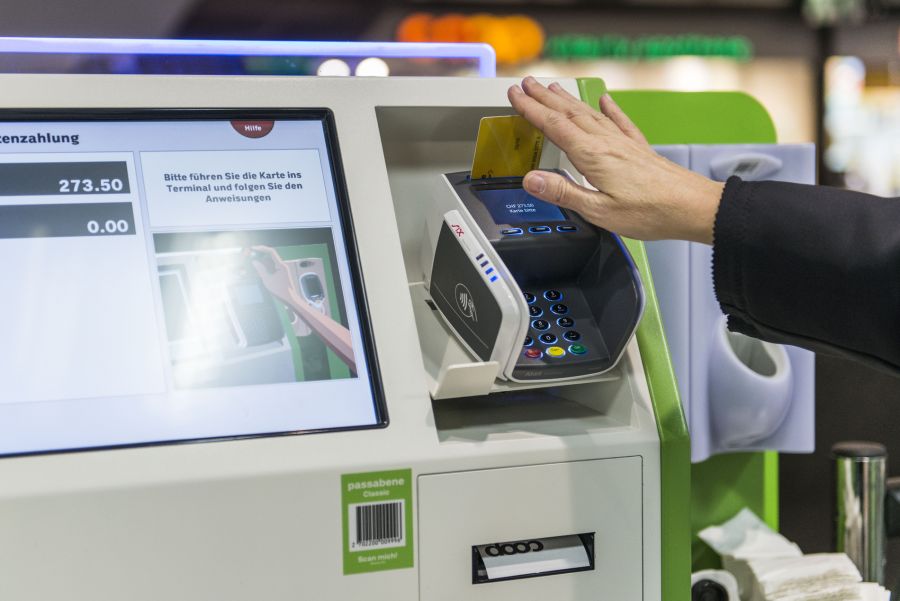 «Unsere Mitarbeitenden sind in jedem Fall bestrebt, Kontrollen möglichst rasch durchzuführen», erklärt Rabea Brantschen, Mediensprecherin Coop-Verkaufsregion Bern. (Symbolbild)