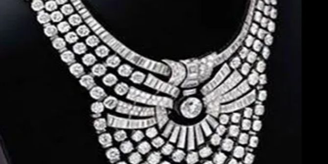 Collier