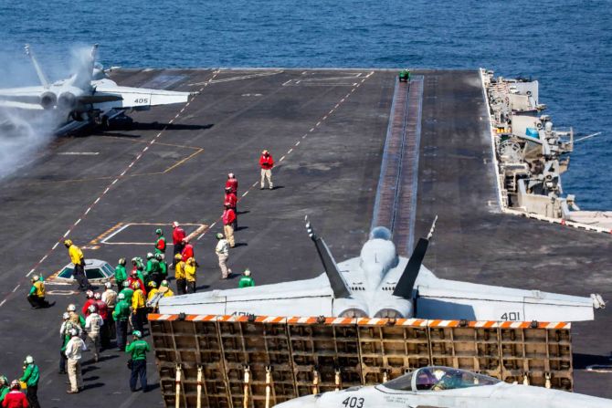USS Abraham Lincoln Flugzeugträger
