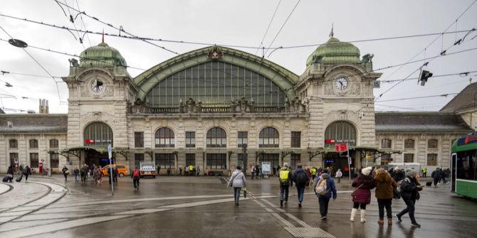 Bahnhof basel