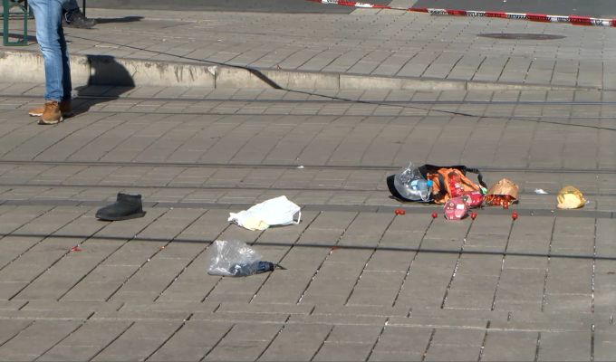 Die Mannheimer Strassen zeugen noch von der mutmasslichen Amokfahrt eines 40-jährigen Deutschen. Amokfahrt Mannheim
